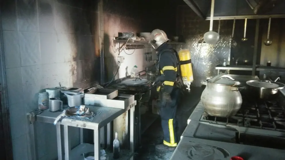 Arde la cocina de un restaurante en Arcos. As&iacute; se encontraba el local en el momento del fuego