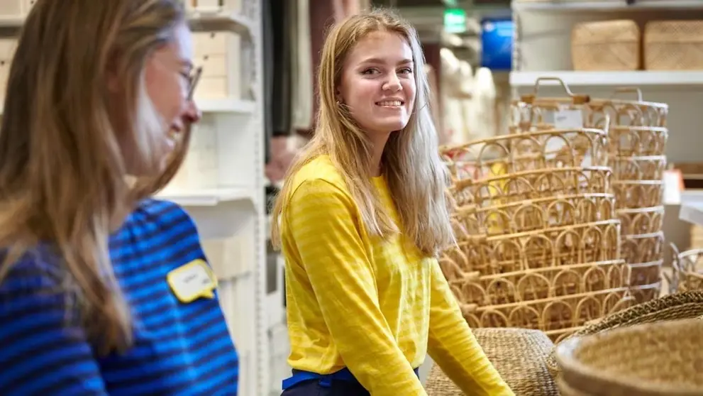 Comprando muebles de decoraci&oacute;n en IKEA