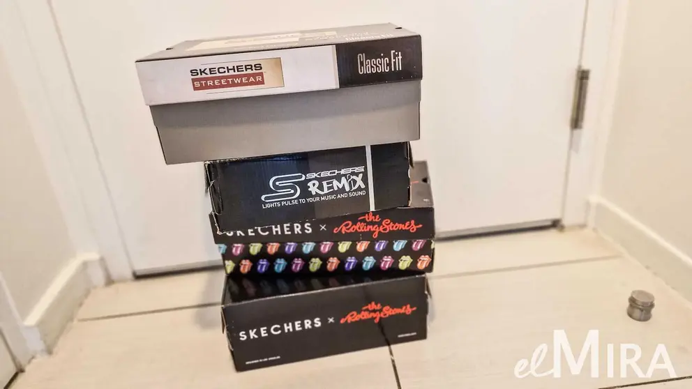 Cajas de zapatillas de Skechers