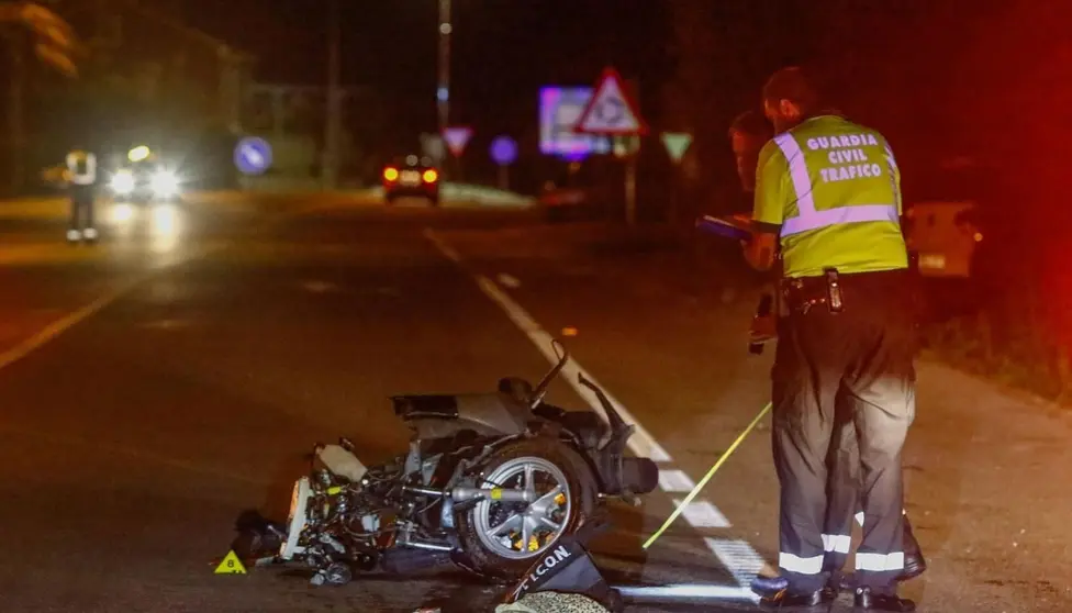 Fallece un motorista en un accidente en Sevilla