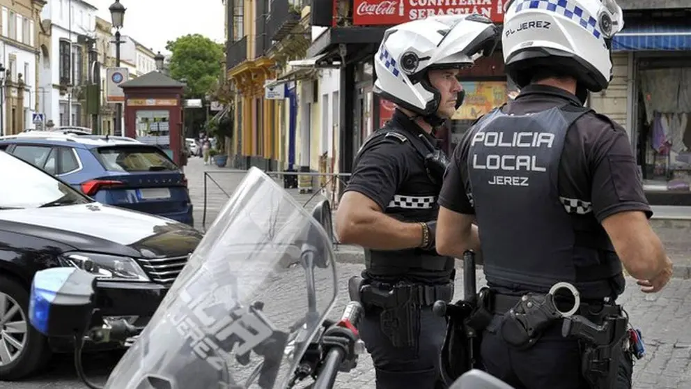 Pelea en Jerez: Un hombre saca un arma de fuego durante un bautizo