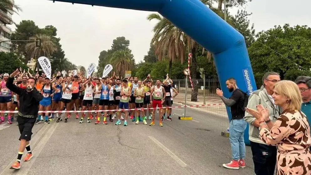 Salida Media Marat&oacute;n