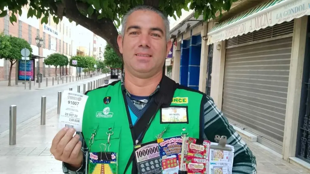 Manuel Romero, vendedor de la ONCE