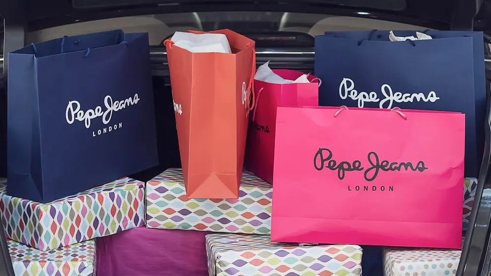 De compras en Pepe Jeans - El MIRA