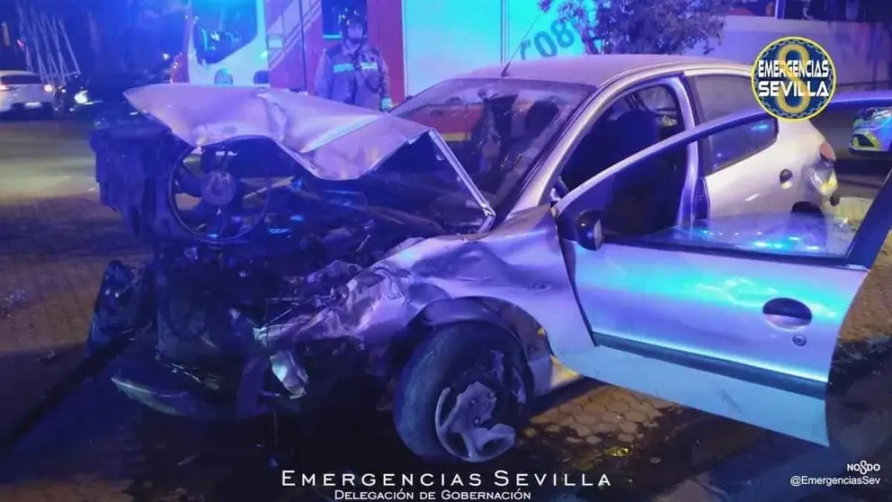 2 fallecidos tras un accidente de tr&aacute;fico frente al estadio de la Cartuja en Sevilla