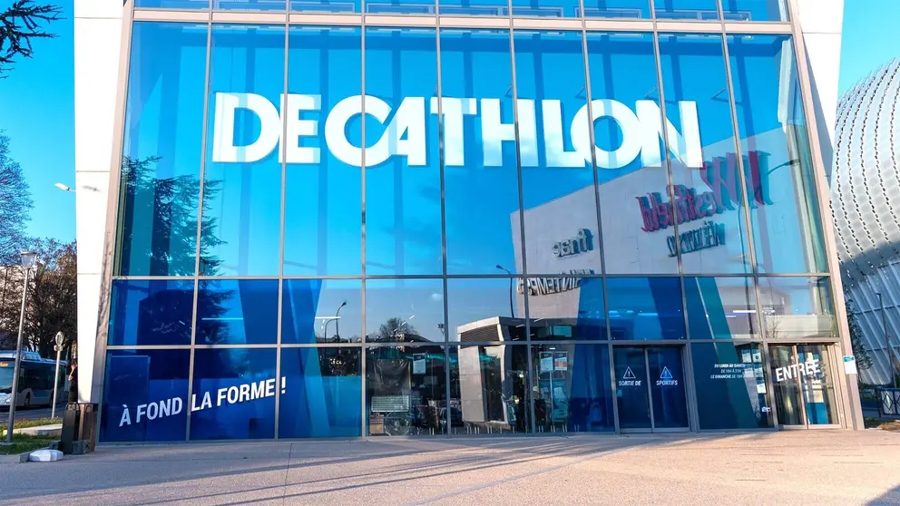 Tienda Decathlon - V&eacute;lizy-Villacoublay, Francia