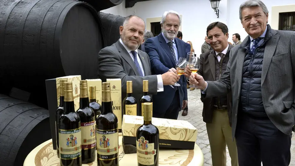 Presentaci&oacute;n de los nuevos vinos y etiquetado de Cayetano del Pino