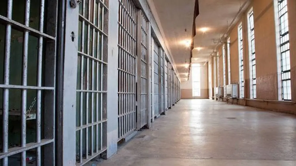 Muere un preso de la c&aacute;rcel de Sevilla I dentro de su celda