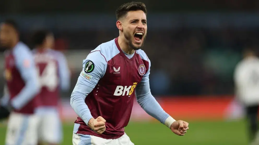 &Aacute;lex Moreno celebra su gol en el Aston Villa - Legia Varsovia | Twitter &Aacute;lex Moreno