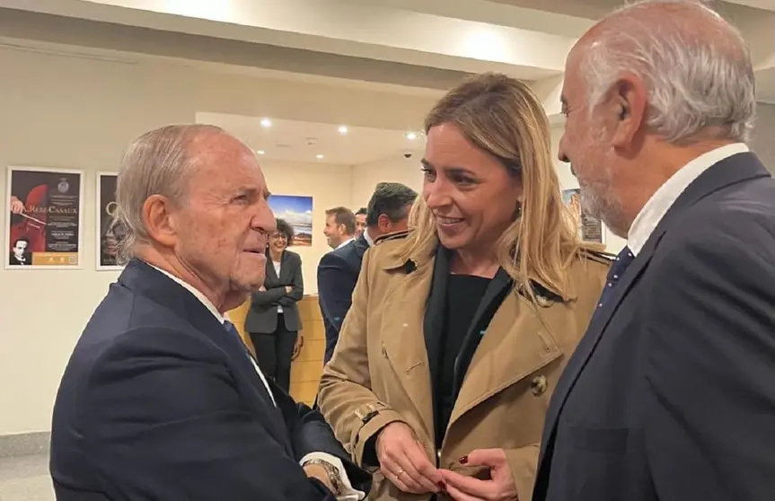 Almudena Mart&iacute;nez: "La Inteligencia Artificial puede ayudar al periodista pero no lo sustituye"