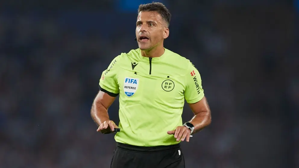 Gil Manzano, &aacute;rbitro del Celta de Vigo - C&aacute;diz CF