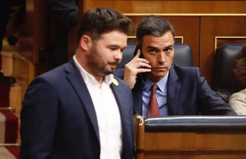 Pedro S&aacute;nchez, se&ntilde;alado en Andaluc&iacute;a. Sus acuerdos de Gobierno se cargan el Pacto de Antequera