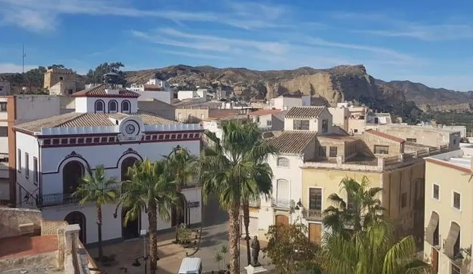 Un padre y su hijo agreden a un polic&iacute;a tras una pelea escolar en Almer&iacute;a