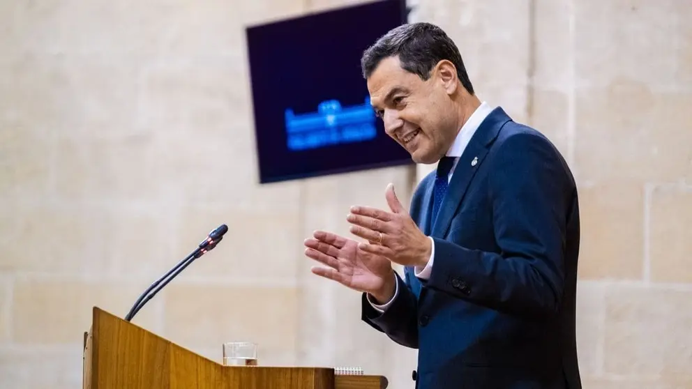 Juanma Moreno: "Si me dan 6.000 millones como a Catalu&ntilde;a, en Andaluc&iacute;a revoluciono el Cercan&iacute;as"