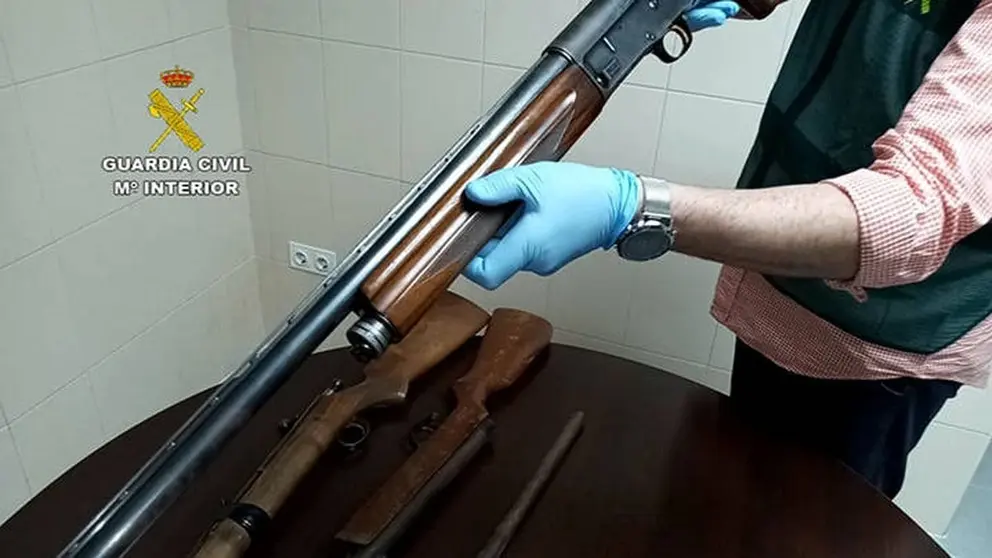 Mata a un hombre tras dispararle con una escopeta de caza desde una azotea en Ja&eacute;n