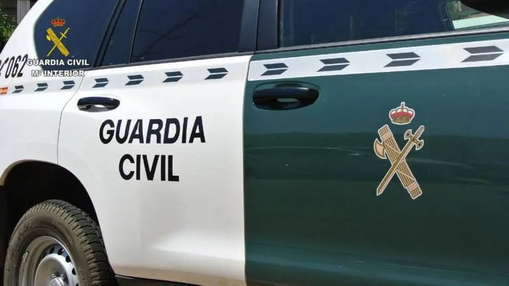 2 hermanos queman el coche de un guardia civil en Arcos en venganza por la detenci&oacute;n de su madre