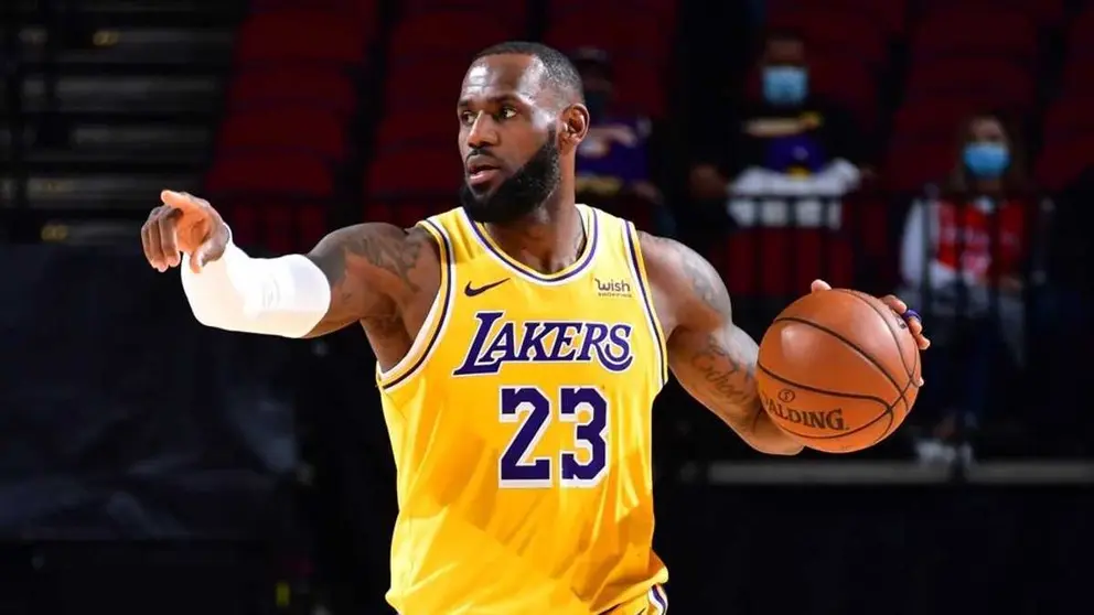 Lebron James en un partido con Los &Aacute;ngeles&nbsp;Lakers