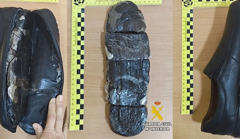 As&iacute; oculta un kilo de hach&iacute;s en los zapatos en el puerto de Almer&iacute;a