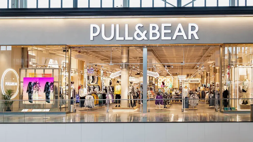Tienda Pull&Bear en centro comercial