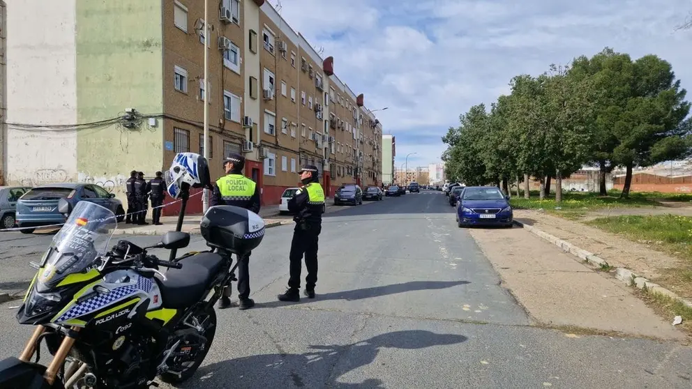 Un beb&eacute;, entre los afectados por el incendio de una casa en Huelva