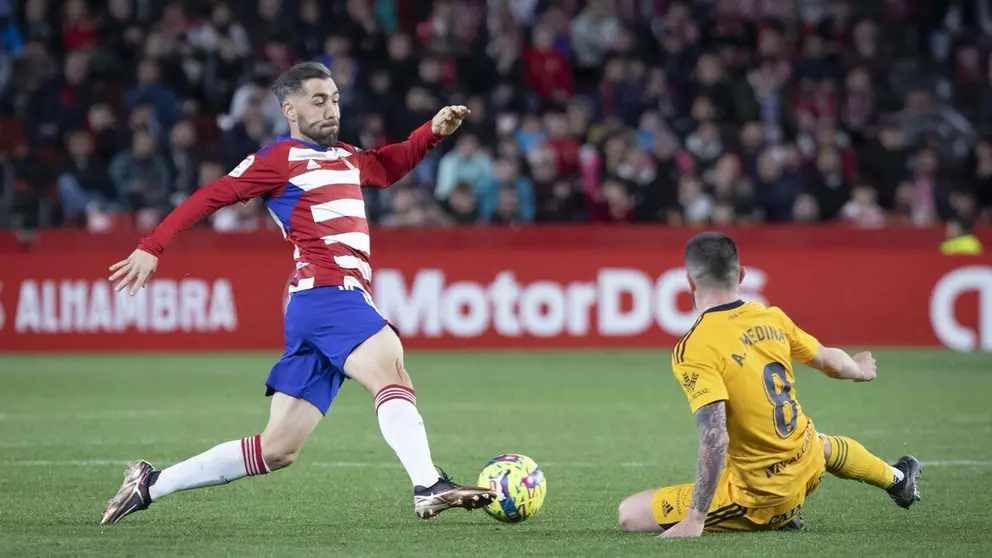Alberto Perea podr&iacute;a salir del Granada CF en los pr&oacute;ximos d&iacute;as