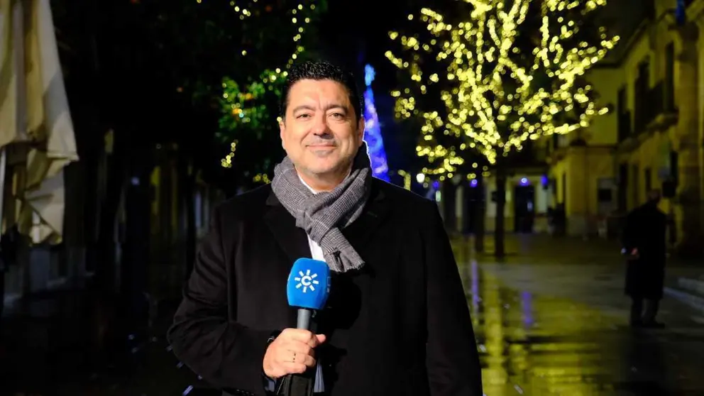 Javier Ben&iacute;tez en las campanadas de Canal Sur