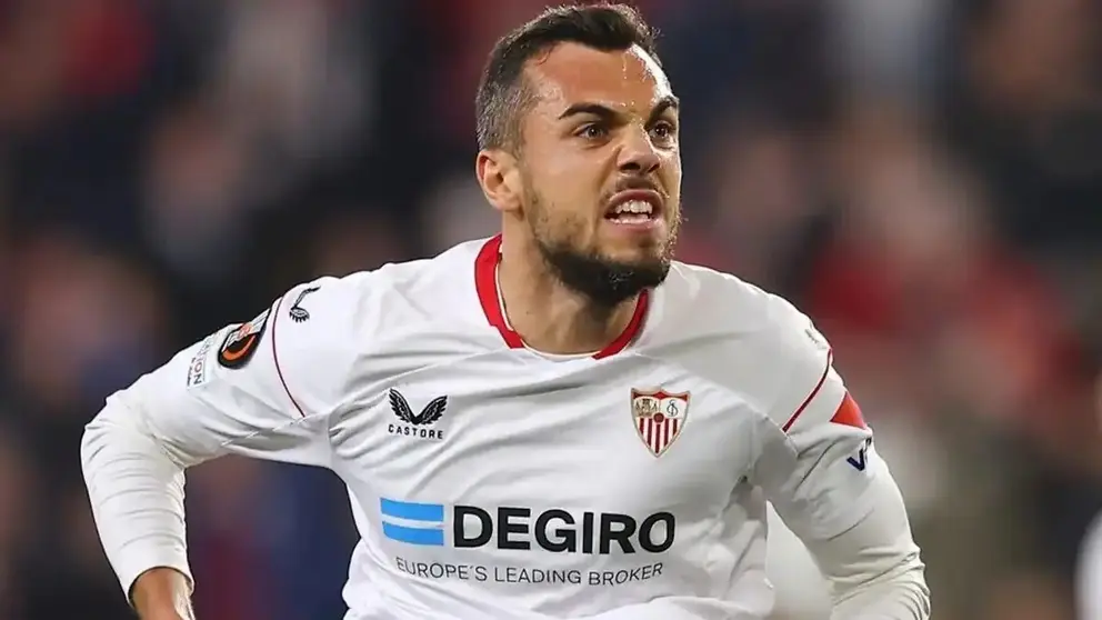 Joan Jord&aacute;n, jugador del Sevilla FC