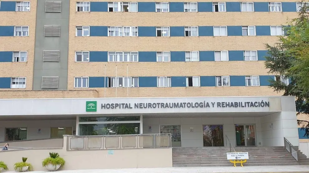 Un hombre ataca a su madrastra con una catana en una vivienda de Maracena