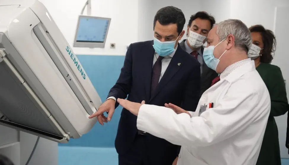 Juanma Moreno. Andaluc&iacute;a ha invertido 680 millones de euros en tecnolog&iacute;a sanitaria desde 2019