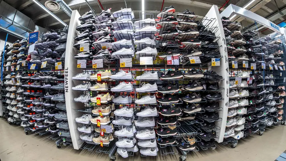 Secci&oacute;n de calzado de Decathlon