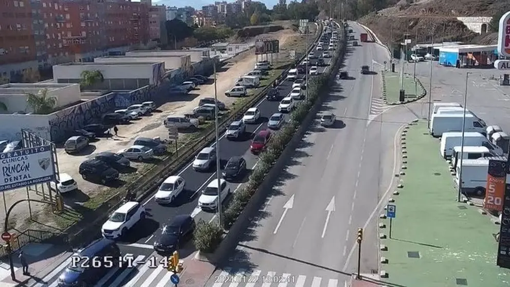 Mueren 2 personas tras un accidente de tr&aacute;fico en M&aacute;laga capital