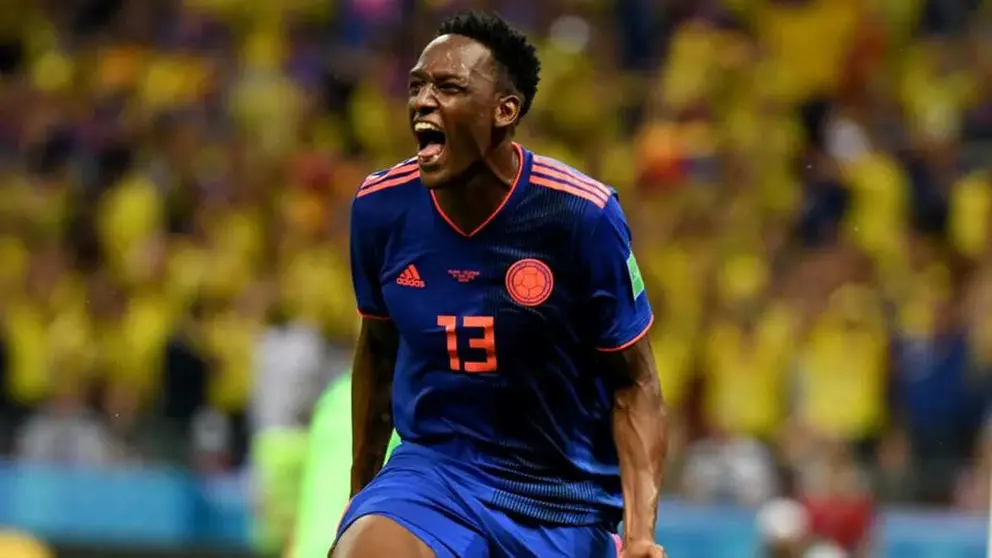 Yerry Mina celebra un gol con la selecci&oacute;n de Colombia