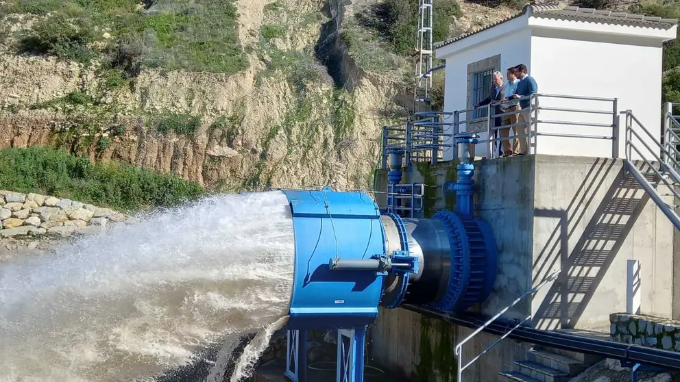Visita al embalse de Guadalcac&iacute;n