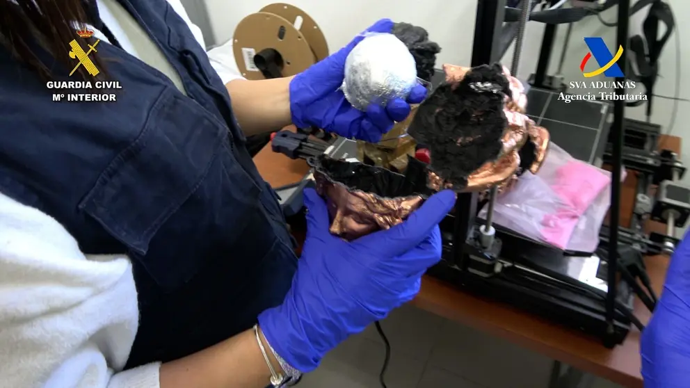 As&iacute; envian droga a trav&eacute;s de empresas de mensajer&iacute;a en Sevilla. Hay 40 detenidos