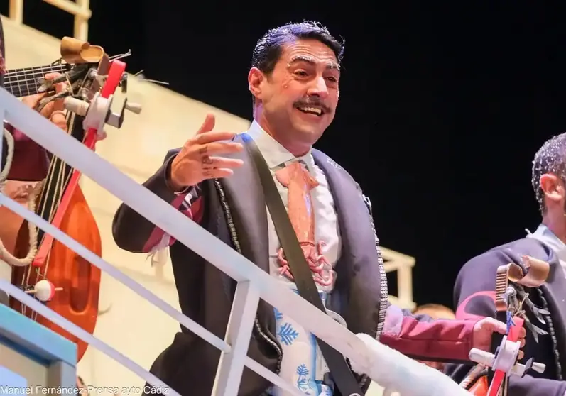 El Carnaval 'resucita' la rivalidad entre C&aacute;diz y Sevilla. El Bizcocho aspira a lo m&aacute;ximo