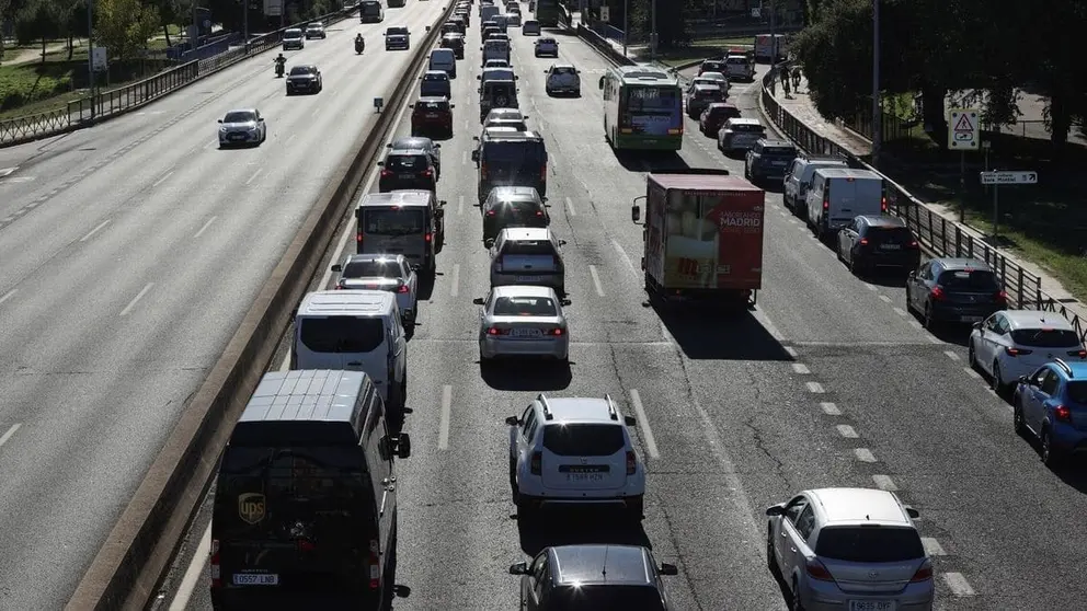 9 kil&oacute;metros de retenciones en una carretera de Almer&iacute;a. Estos son los motivos