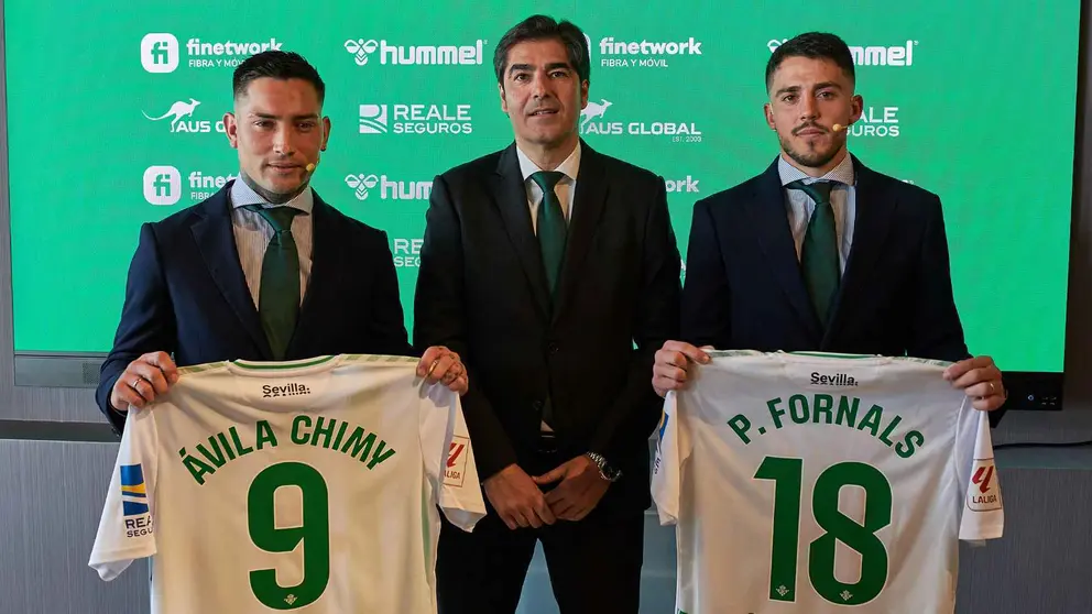 Presentaci&oacute;n de Chimy &Aacute;vila y Pablo Fornals con el Real Betis | Salvador L&oacute;pez Medina para El MIRA