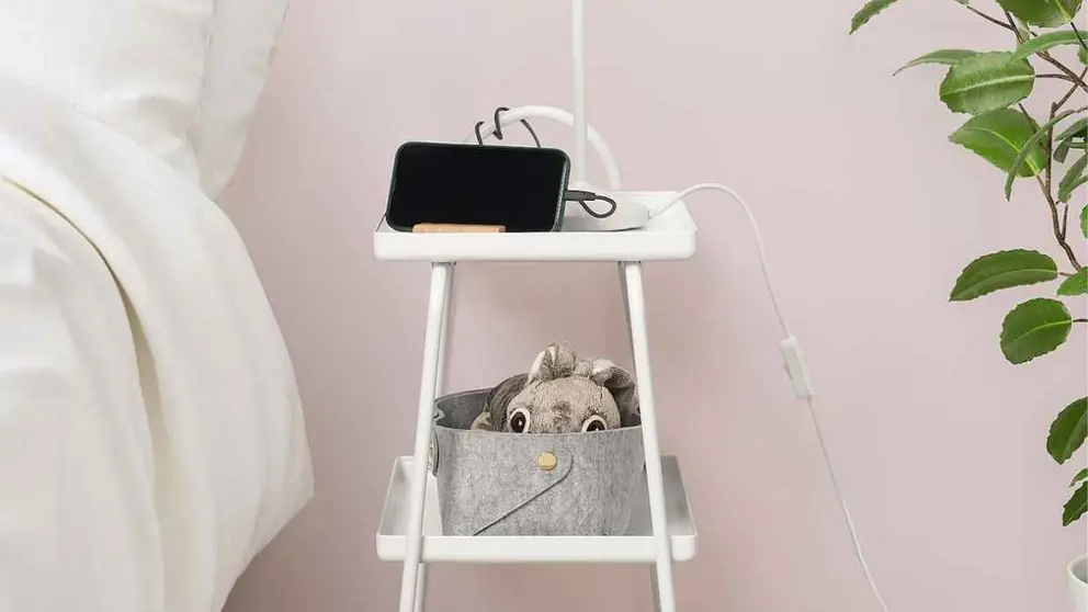 Mesita de noche HATT&Aring;SEN de Ikea