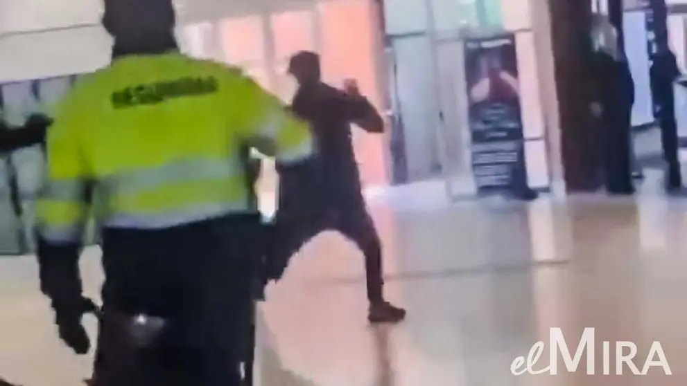 El ciudadano magreb&iacute; en la estaci&oacute;n de Plaza de Armas