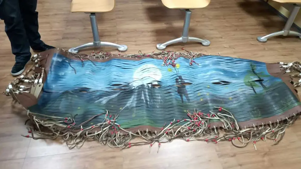 Hamaca de cuero en la que se portaba la coca&iacute;na