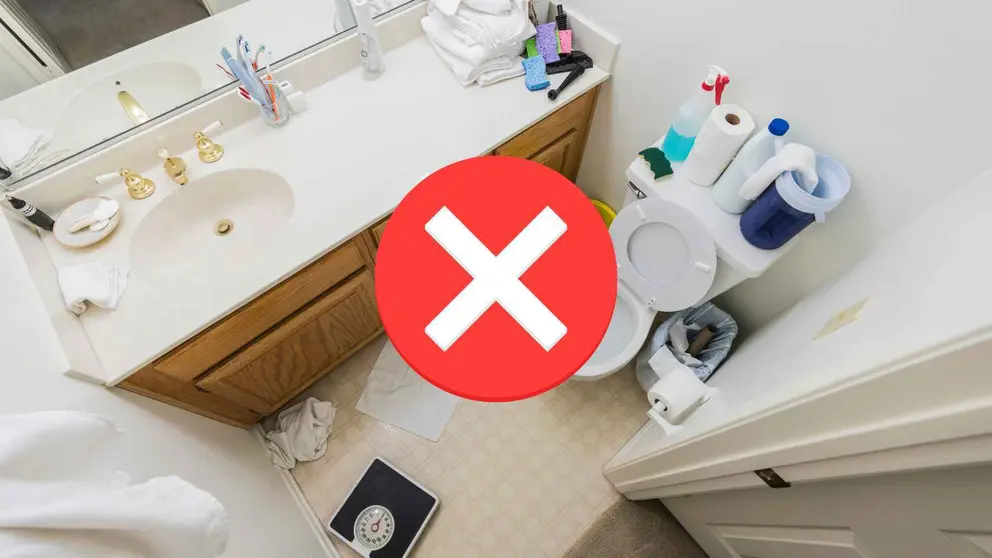 Adi&oacute;s a perder espacio en el ba&ntilde;o, la estanter&iacute;a de bamb&uacute; de Lidl que ha disparado las ventas