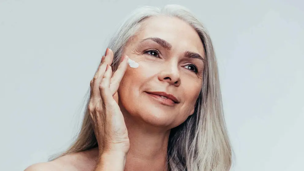 Mascarilla facial de arcilla y carb&oacute;n Deliplus de Mercadona