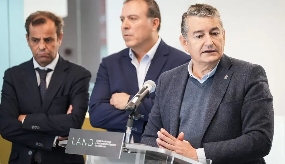 Antonio Sanz anuncia una ayuda 600.000 euros para la industria del videojuego en Andaluc&iacute;a