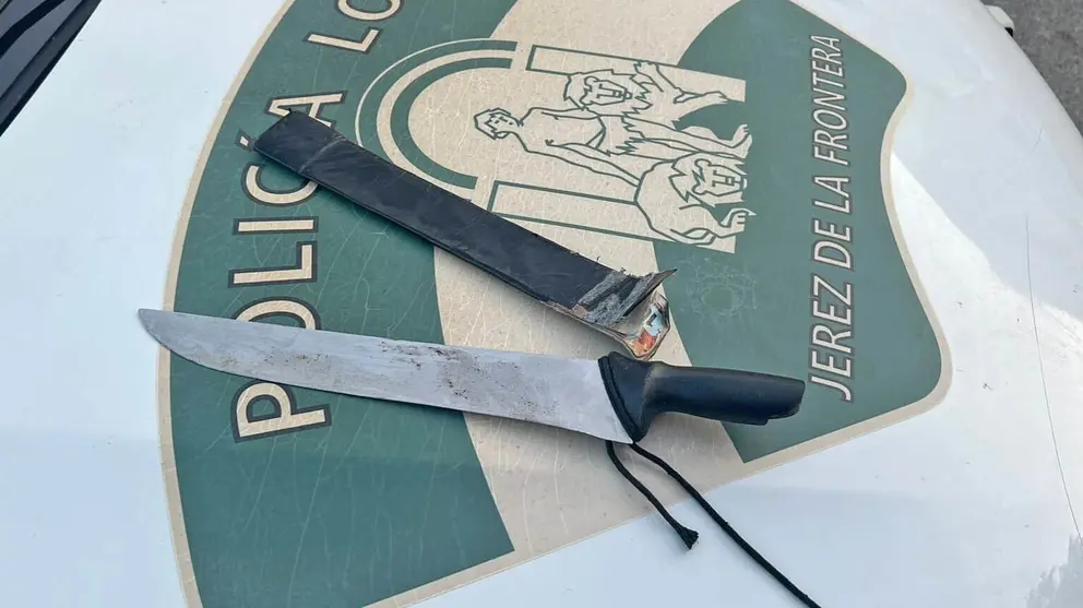Var&oacute;n detenido tras portar cuchillo por las calles de Jerez