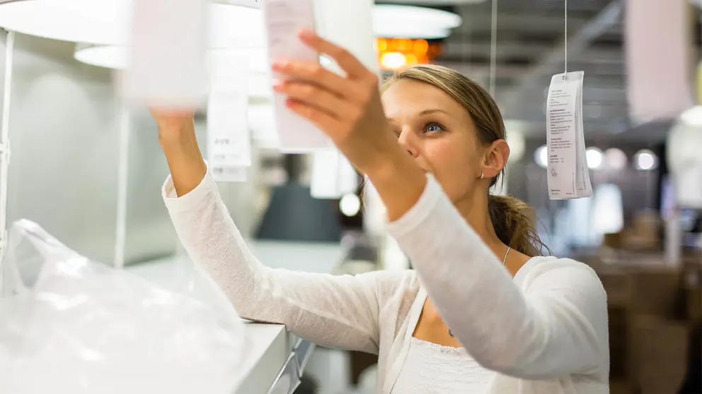 Secci&oacute;n de l&aacute;mparas de IKEA