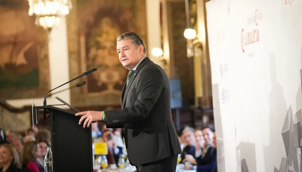 Antonio Sanz anuncia la creaci&oacute;n de una unidad aceleradora de tr&aacute;mites en la Junta de Andaluc&iacute;a