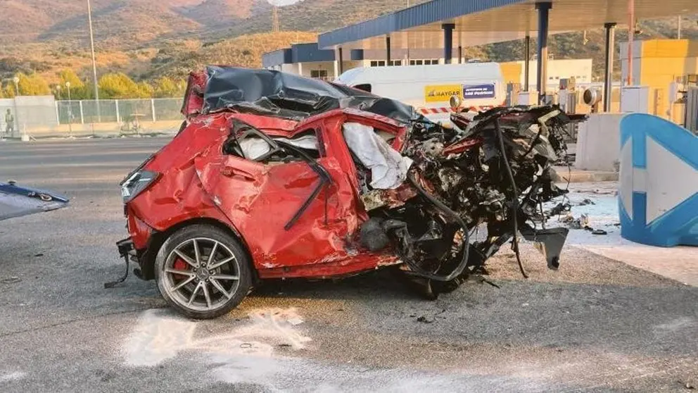 Fallece un hombre tras chocar su veh&iacute;culo contra una columna del peaje de la AP-7 en Almer&iacute;a