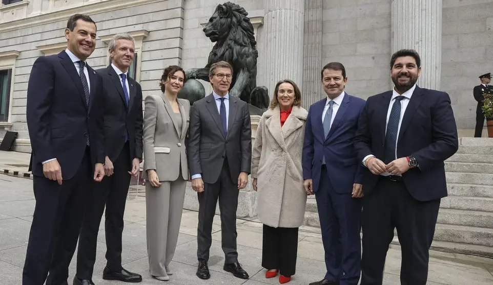 Feij&oacute;o elige C&oacute;rdoba para reunir a sus 'barones' y dise&ntilde;ar la estrategia del 'caso Koldo'