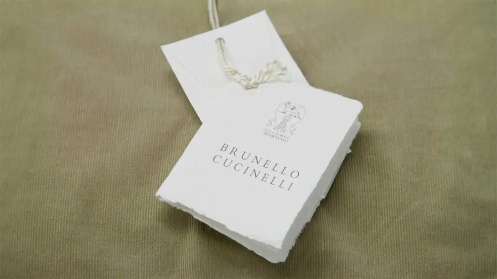 Ropa de dise&ntilde;o de lo &uacute;ltimo en moda de Brunello Cucinelli