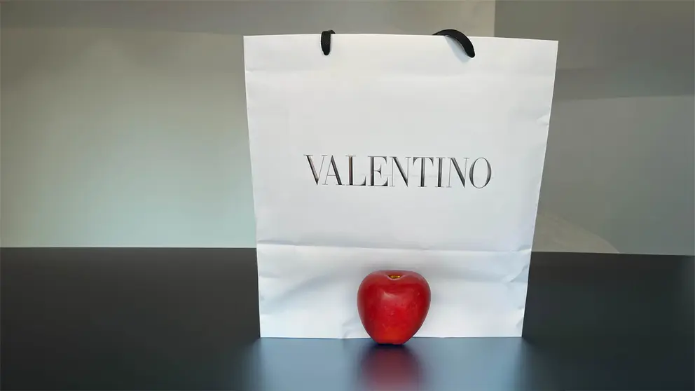 Bolsa de compra de Valentino